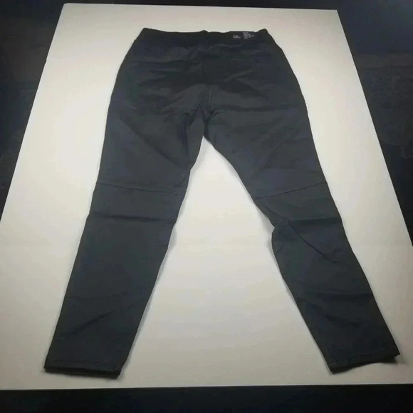 NWT Chic Denim Women's Skylar Ankle Grazer Black Jeans Sz 20 - Picture 6 of 10